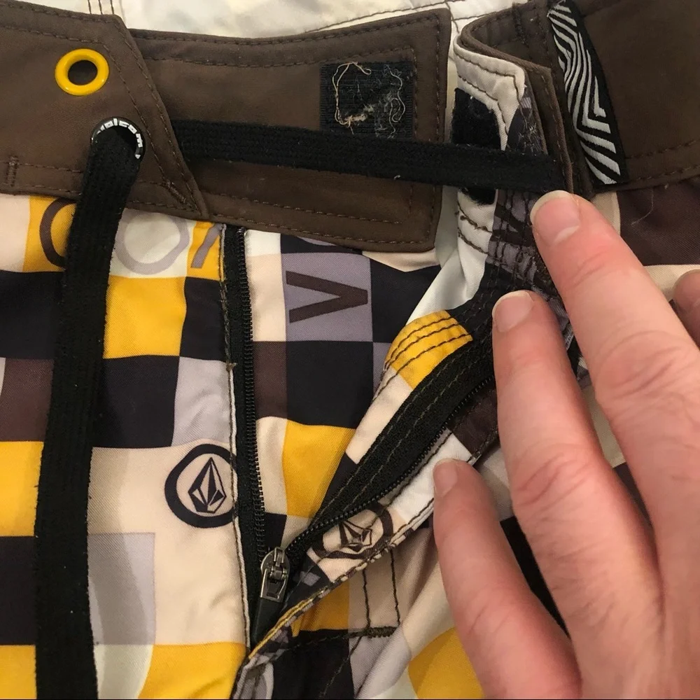 Volcom Stone Surf Skate Brown Yellow Tan Beach Swim Trunks Board Shorts Mens 31